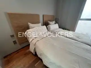 Dormitori de Àtic de lloguer en Valencia amb Aire condicionat, Calefacció i Parquet