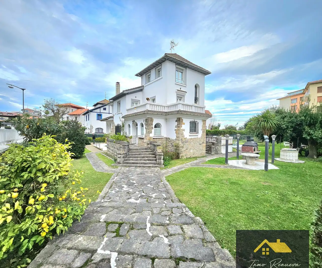 Exterior view of Houses for sale in Brazomar