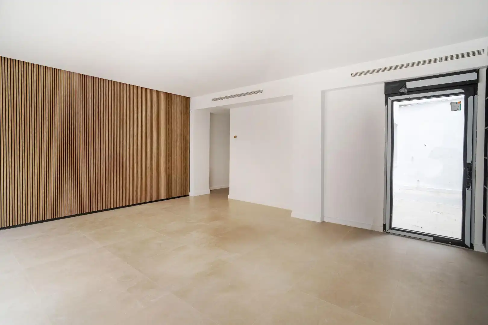 Erdgeschoss zum Verkauf in Paiporta mit Klimaanlage und Terrasse