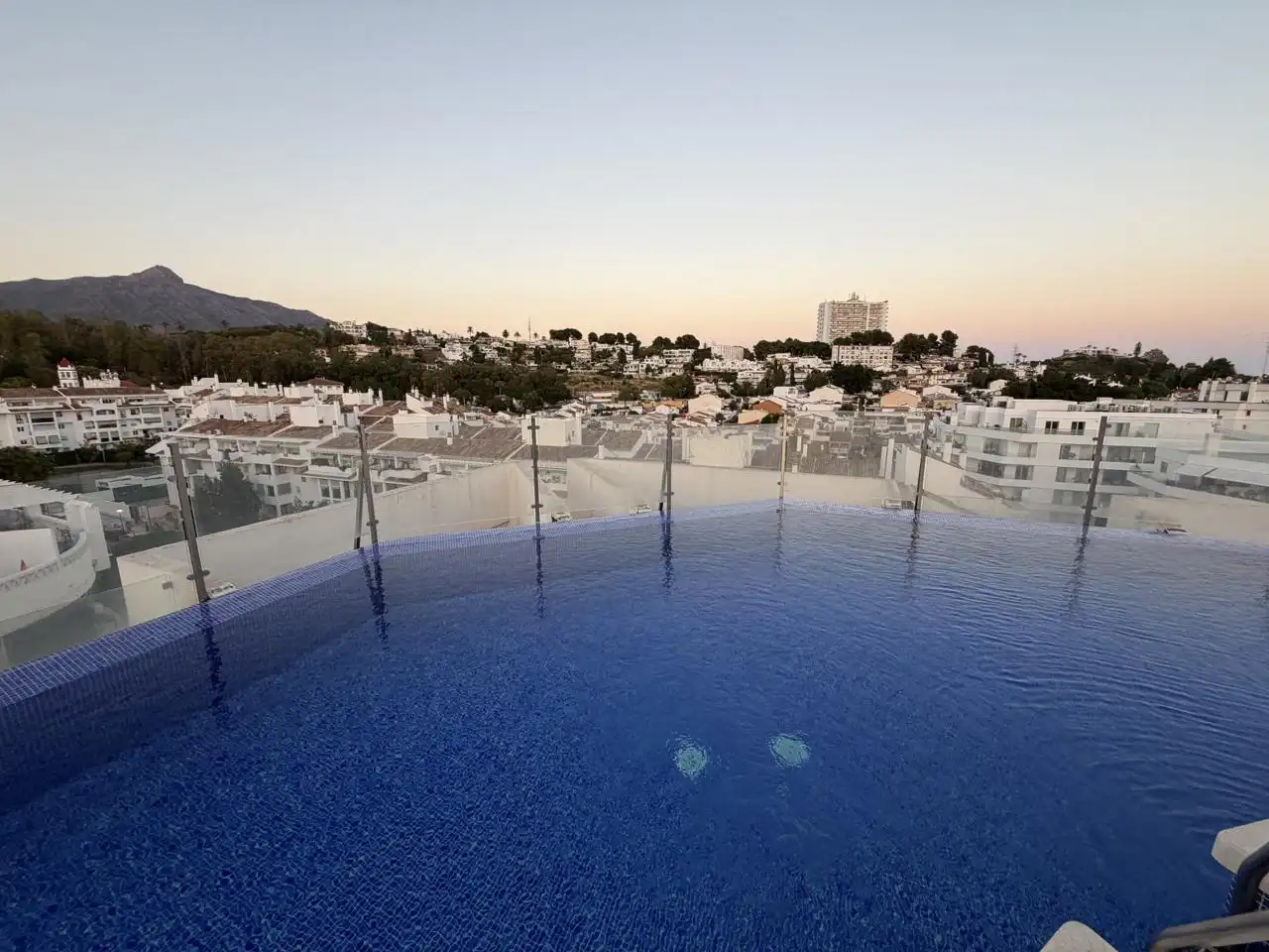 Wohnung mit Pool zum Verkauf in Nueva Andalucía, imagen 34