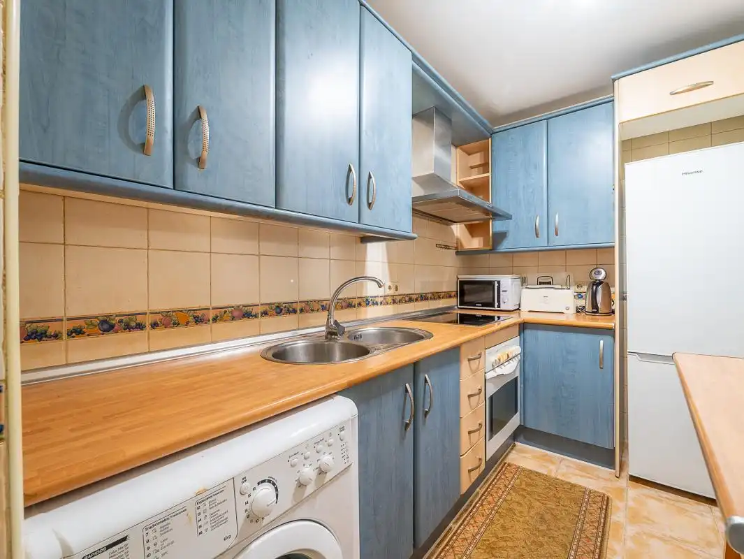 Cocina de Piso en venta en Torremolinos con Calefacción, Terraza y Balcón