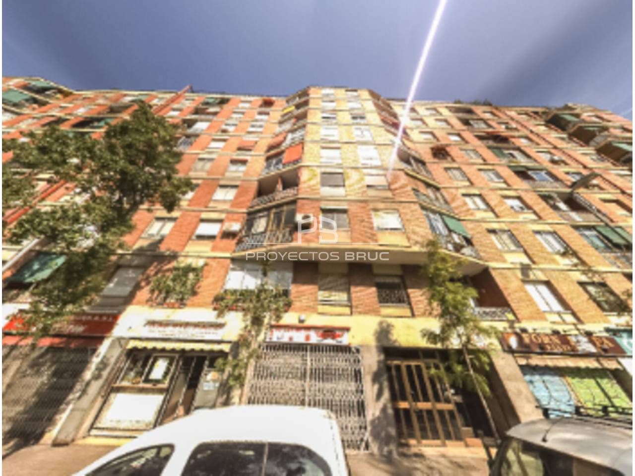 Vista exterior de Piso en venta en  Barcelona Capital