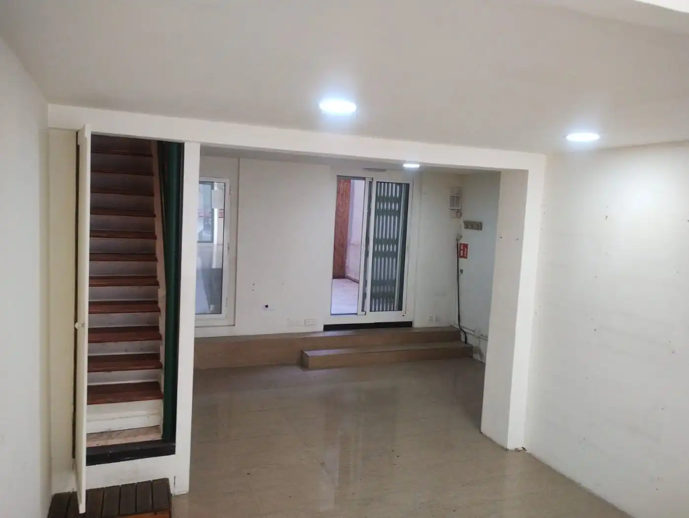 Business premises for sale in Eixample, imagen 3
