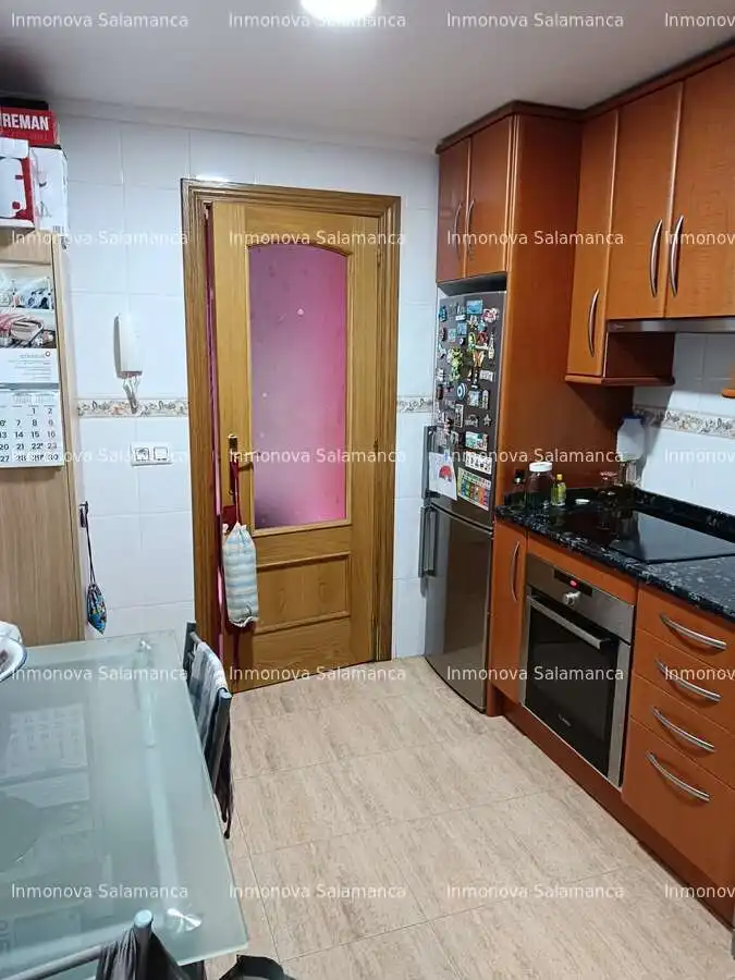 Cocina de Casa o chalet en venta en Vecinos con Calefacción, Terraza y Trastero
