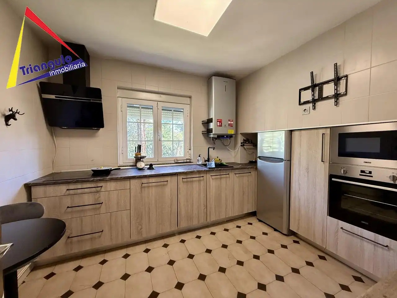 Cocina de Casa o chalet en venta en Marugán con Aire acondicionado, Calefacción y Jardín privado