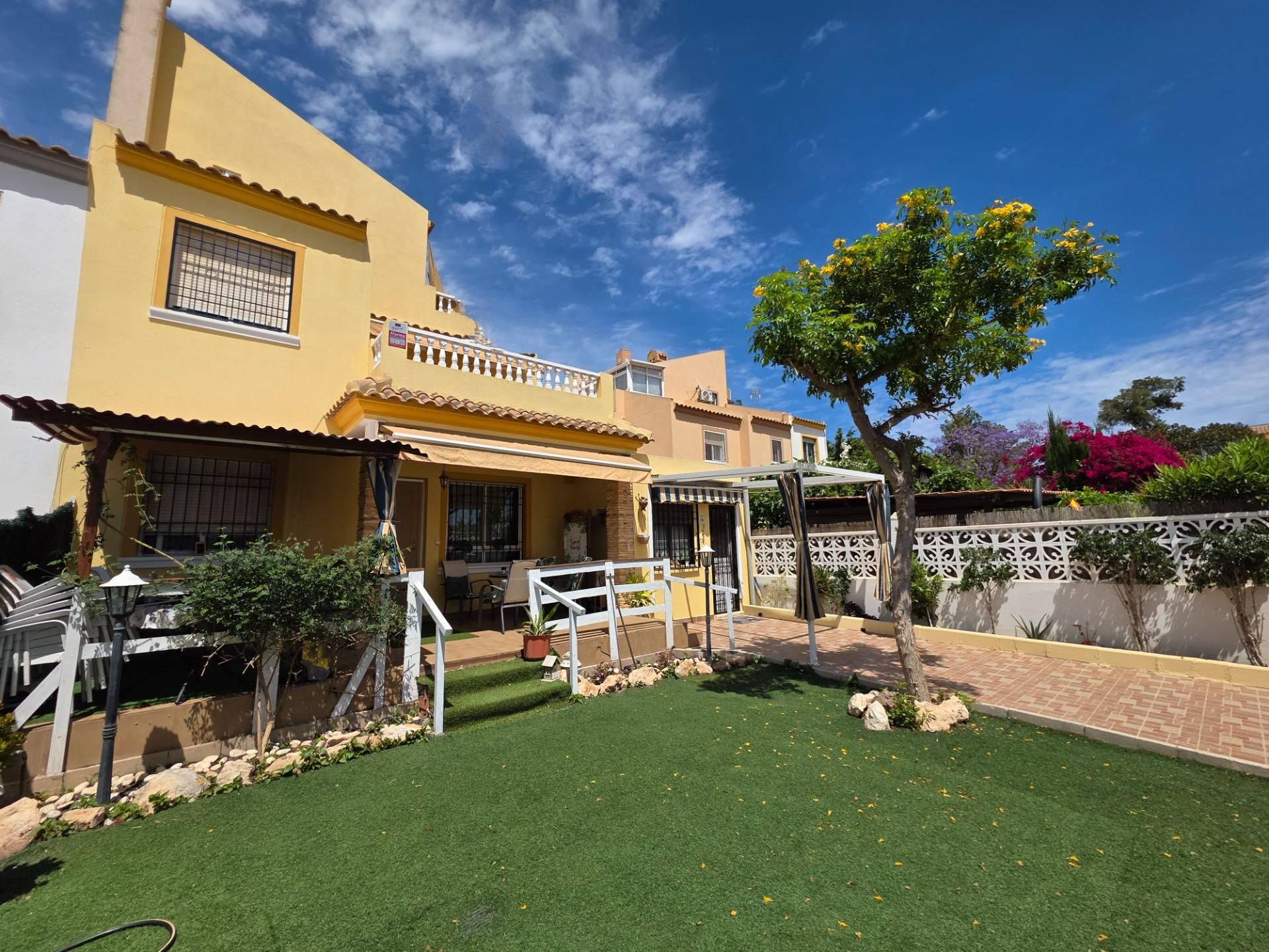 Garden of House or chalet for sale in Torrevieja  with Private garden, Terrace and Storage room
