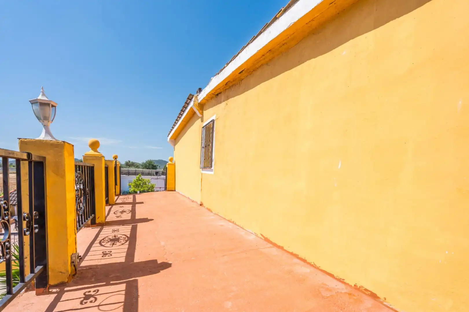 Vista exterior de Casa o chalet en venta en Benaguasil con Aire acondicionado, Calefacción y Jardín privado