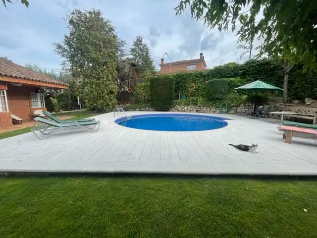 Piscina de Casa o chalet en venta en Cerdanyola del Vallès con Aire acondicionado, Calefacción y Jardín privado
