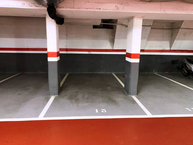 Garaje en Venta en Equador en Barri de les Corts