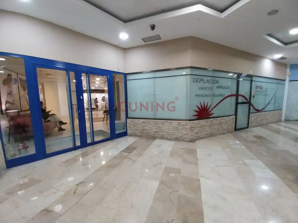 Local comercial en venda a Avenida España