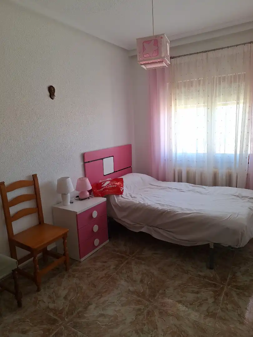 Bedroom of Houses for sale in Sancti-Spíritus (Salamanca)  with Heating, Terrace and Balcony