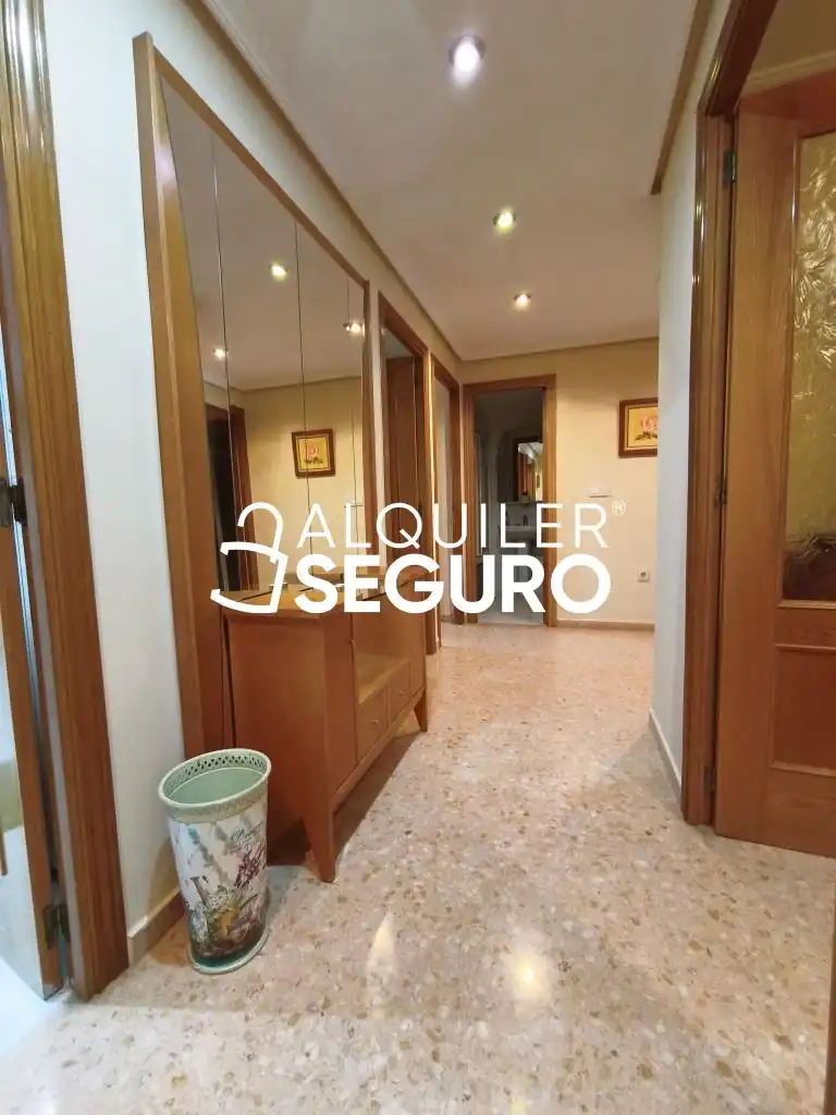 Piso de alquiler en Manuel Maciá Sempere, Altozano - Conde Lumiares