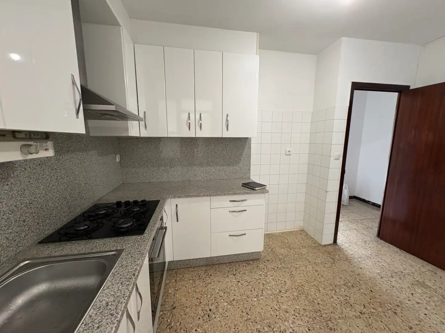 Piso en venta en Rúa Reis Católicos, imagen 6