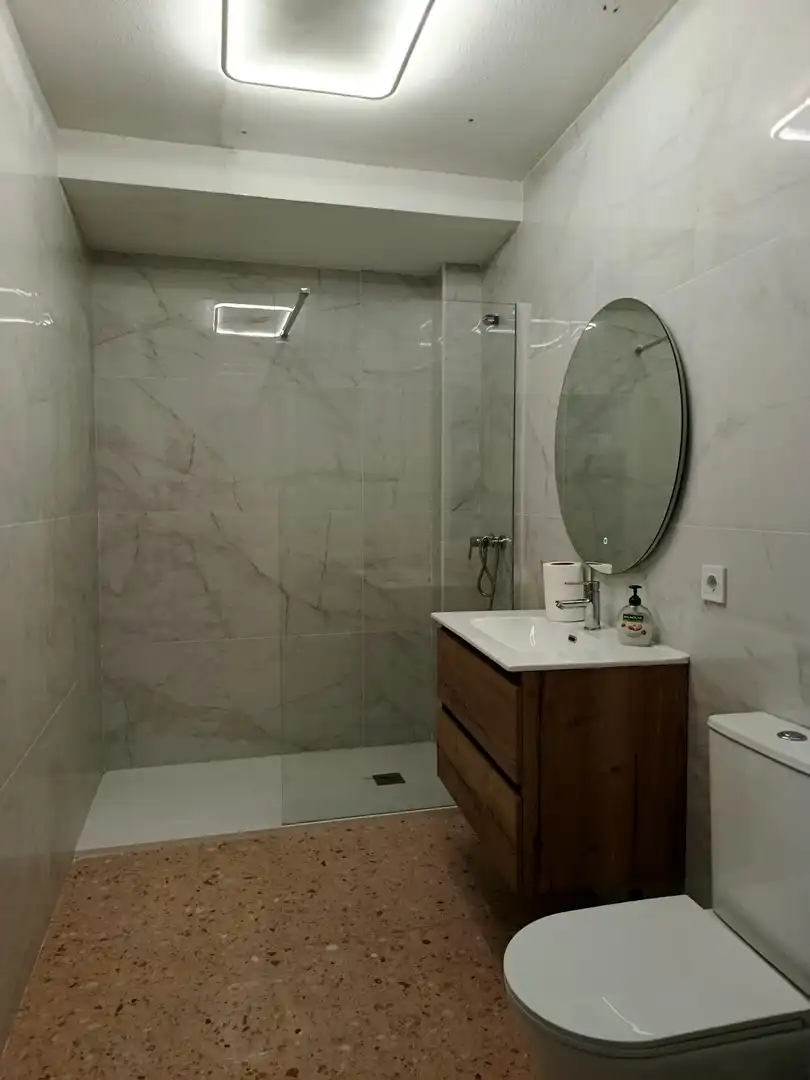 Baño de Oficina de alquiler en San Vicente del Raspeig / Sant Vicent del Raspeig con Amueblado