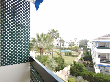 Wohnung mit Pool zum Verkauf in Calle Río Elba 3