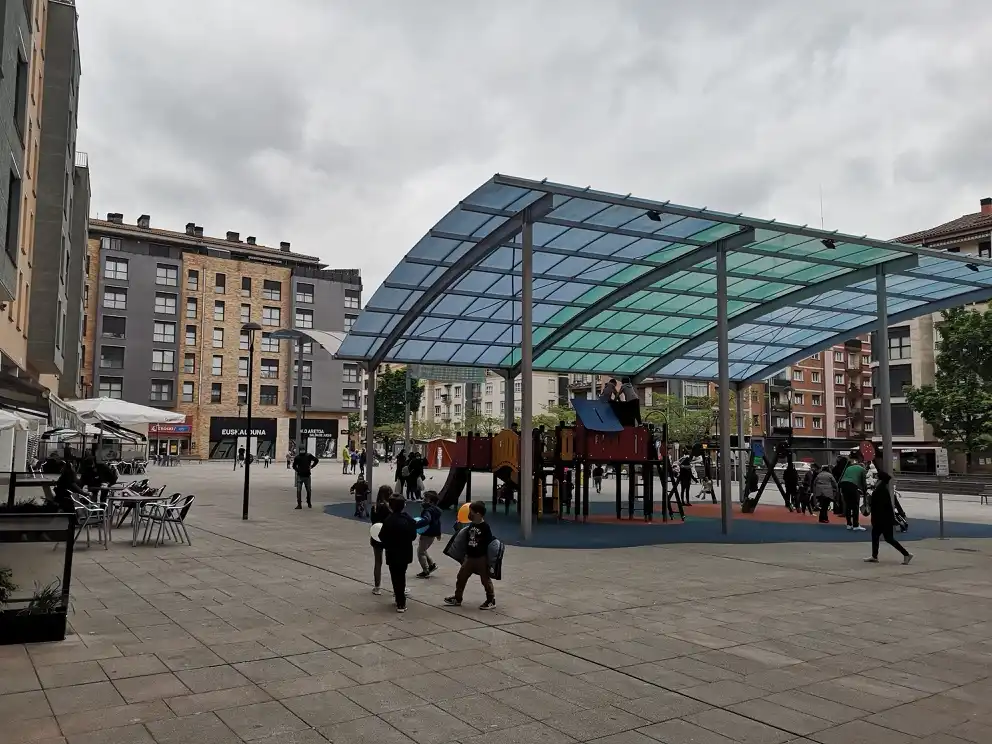 Local comercial de lloguer a Zumea Kalea 1