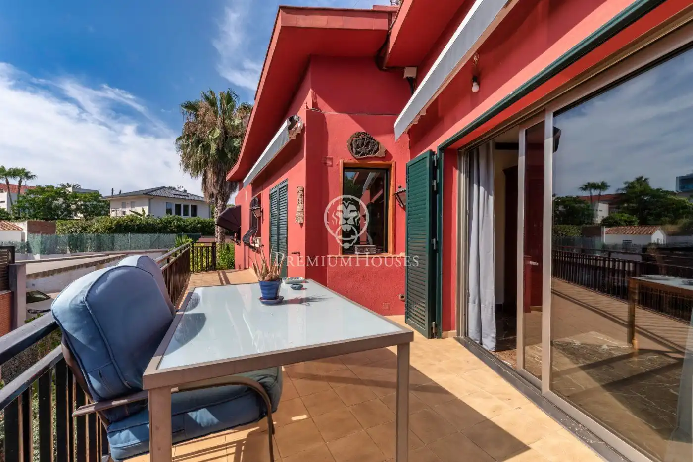 Terrace of Houses for sale in Vilanova i la Geltrú  with Air Conditioner, Heating and Private garden