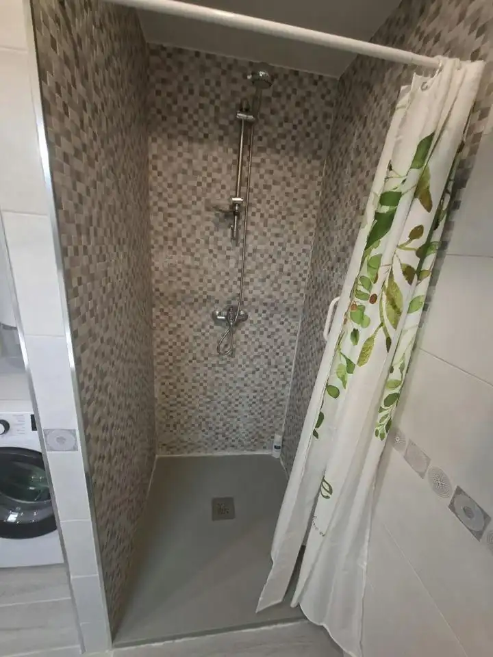 Bathroom of Houses for rent in Puente de Vallecas