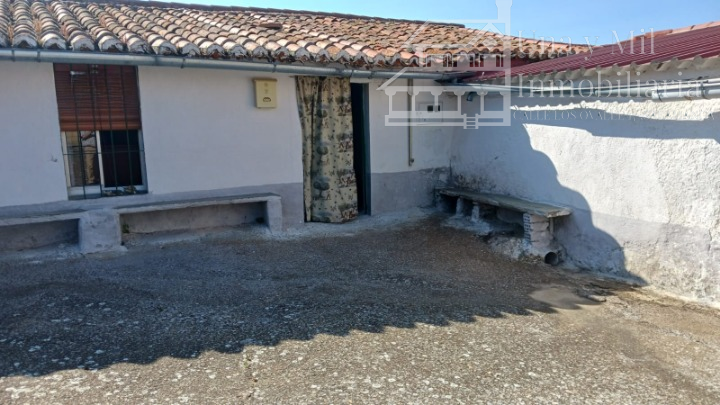 Exterior view of House or chalet for sale in Pedrosillo de los Aires