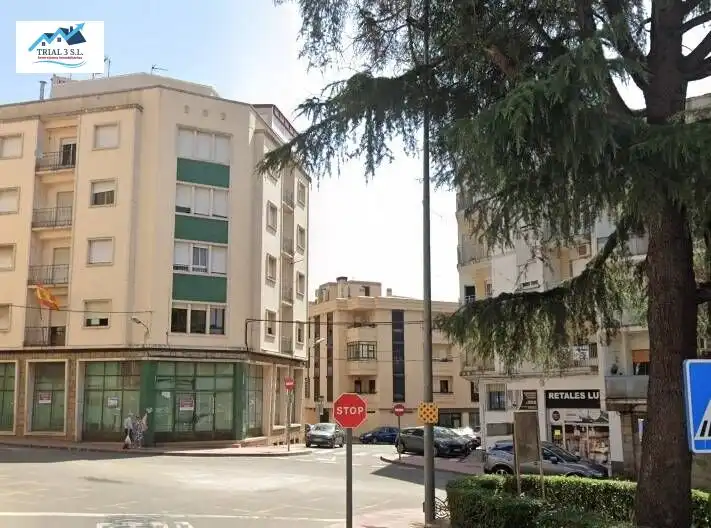 Vista exterior de Piso en venta en Plasencia