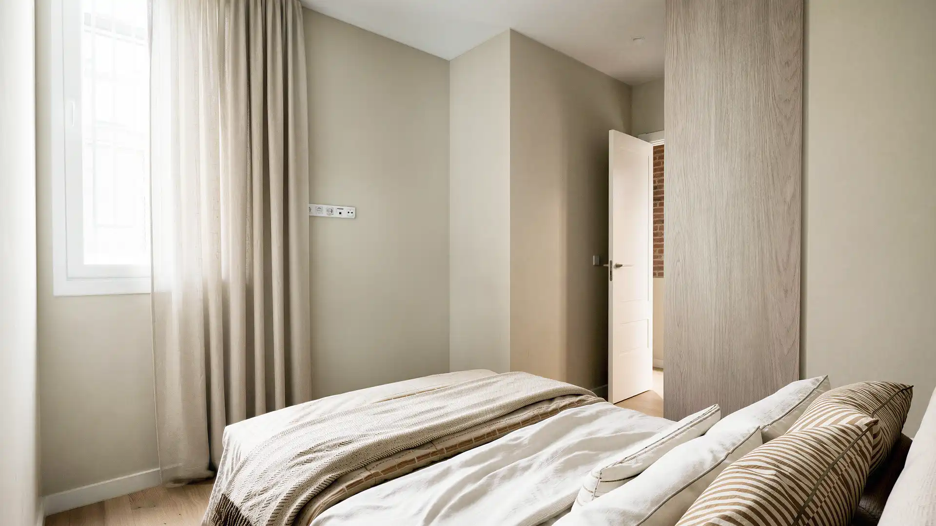 Habitación de Piso en venta en Barcelona con Aire acondicionado, Calefacción y Horno