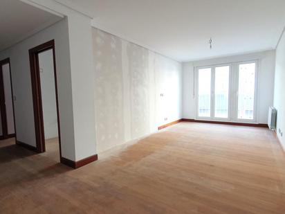 Living room of Flat for sale in Bilbao   with Heating and Storage room