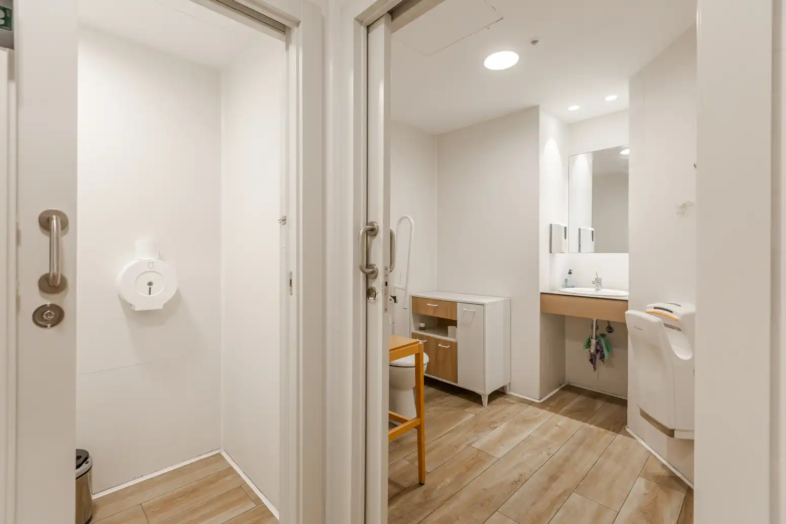 Local comercial en venta en Pamplona-Iruña - CALLE PINTOR ASENJO 12, imagen 24