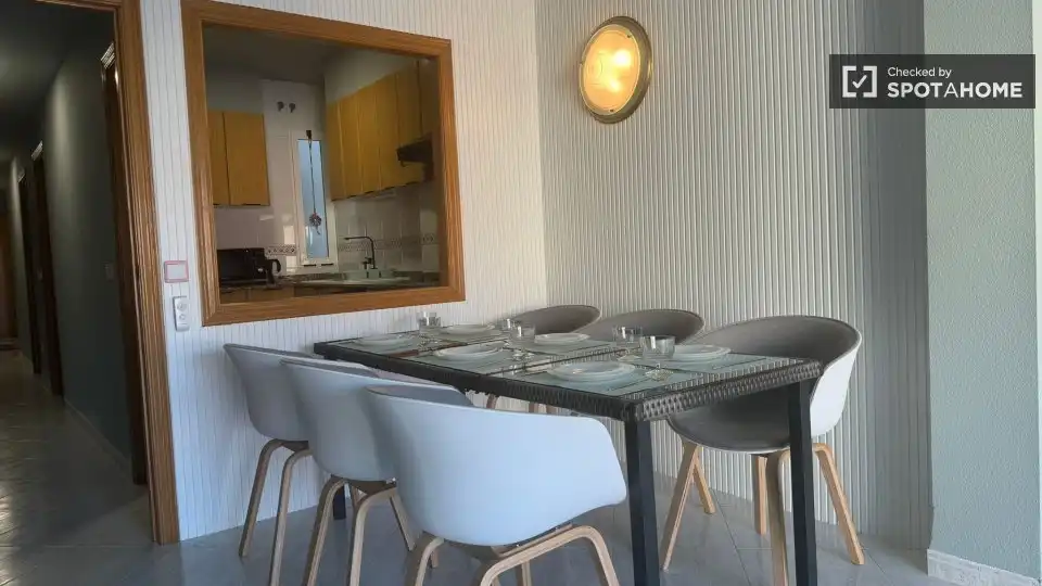 Comedor de Piso de alquiler en Cullera con Aire acondicionado, Calefacción y Amueblado