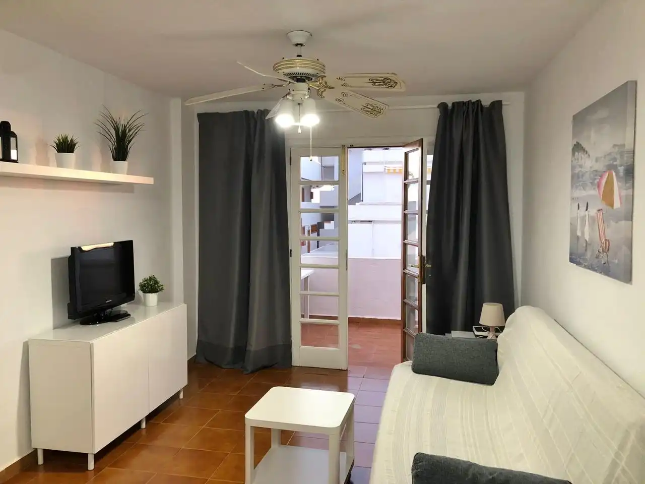 Living room of Flat for sale in Adeje  with Terrace and Furnished