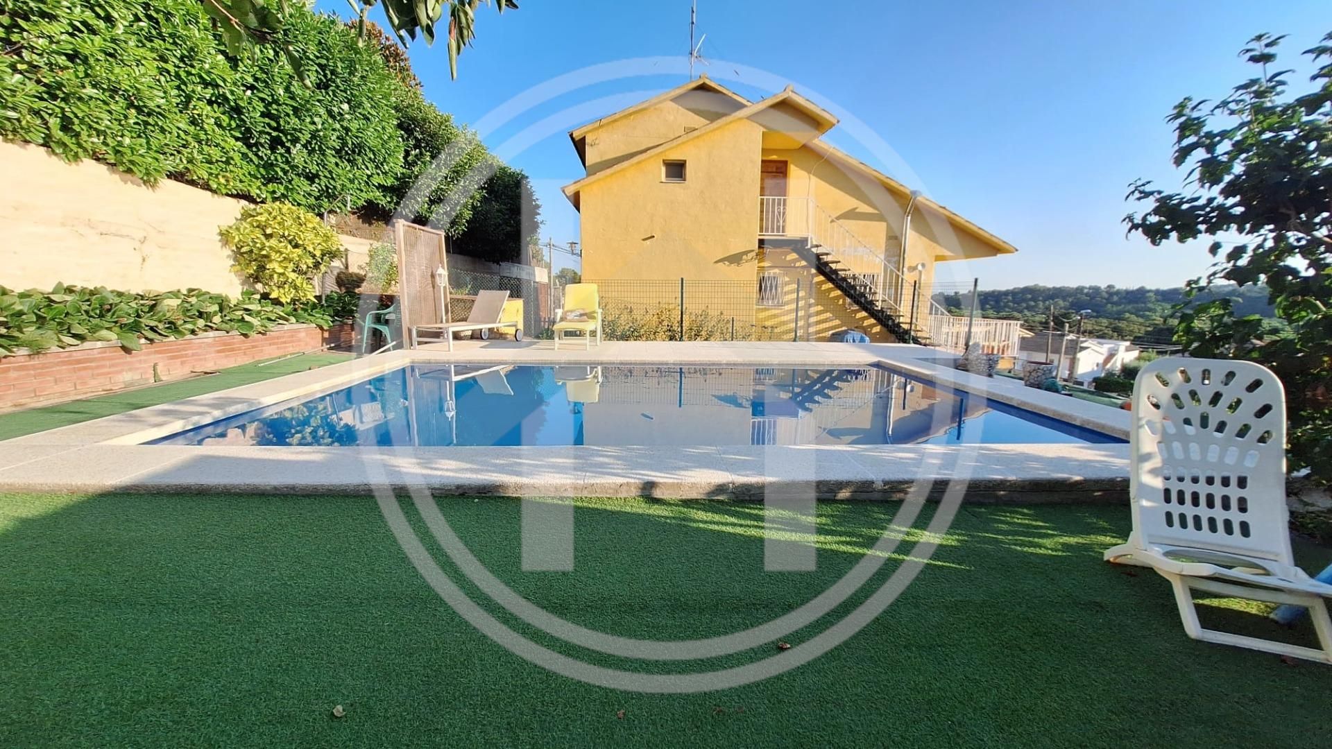 Piscina de Casa o xalet en venda en Cànoves I Samalús amb Aire condicionat, Calefacció i Jardí privat