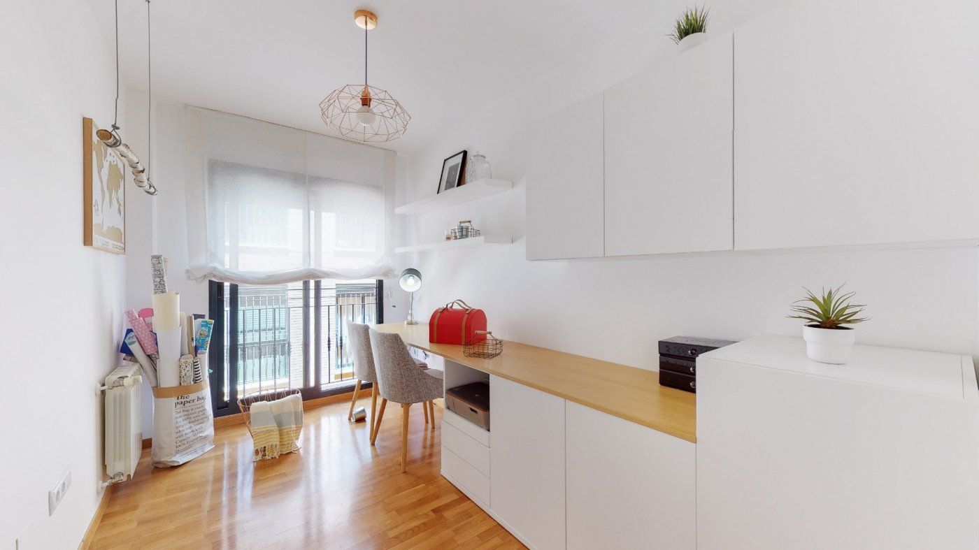 Habitación de Piso en venta en  Murcia Capital con Aire acondicionado, Calefacción y Parquet