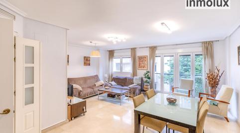 Photo 2 of Flat to rent in Calle Segura, Mercado, Alicante