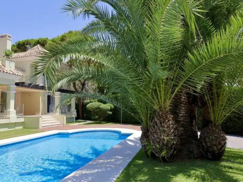 Swimming pool of Houses for rent in Marbella  with Air Conditioner, Heating and Private garden