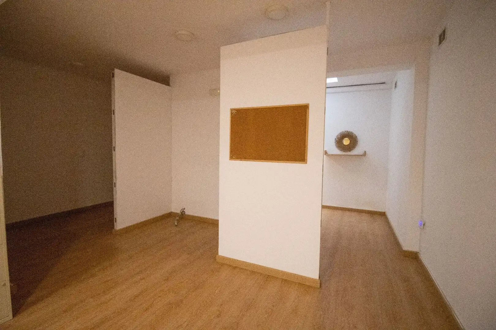 Business premises to rent in Pou, imagen 7