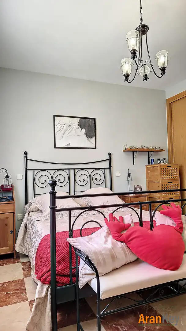 Dormitori de Casa o xalet en venda en Colmenar de Oreja amb Aire condicionat, Calefacció i Jardí privat