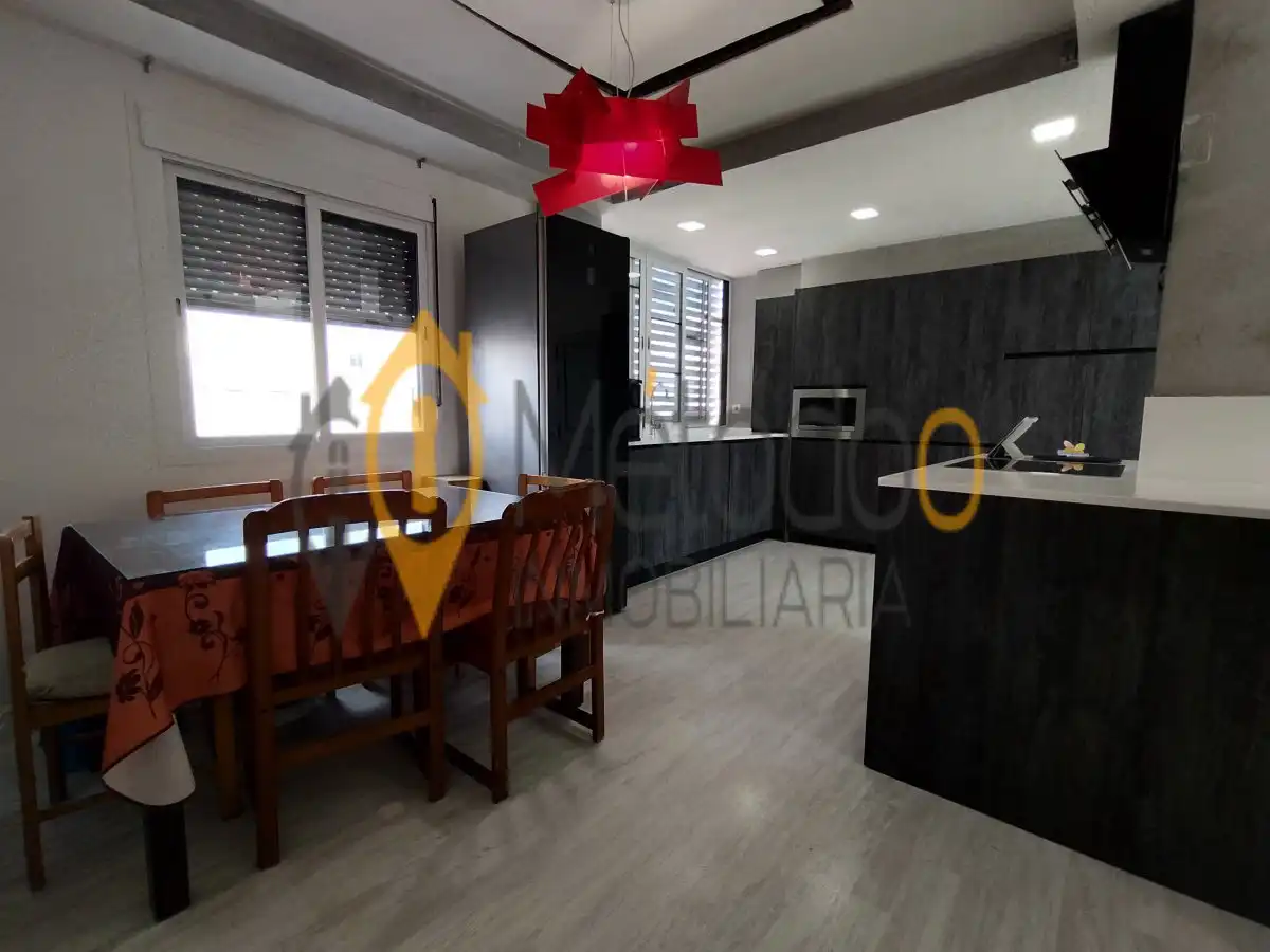 Kitchen of Flat for sale in Sevilla  with Air Conditioner, Heating and Storage room