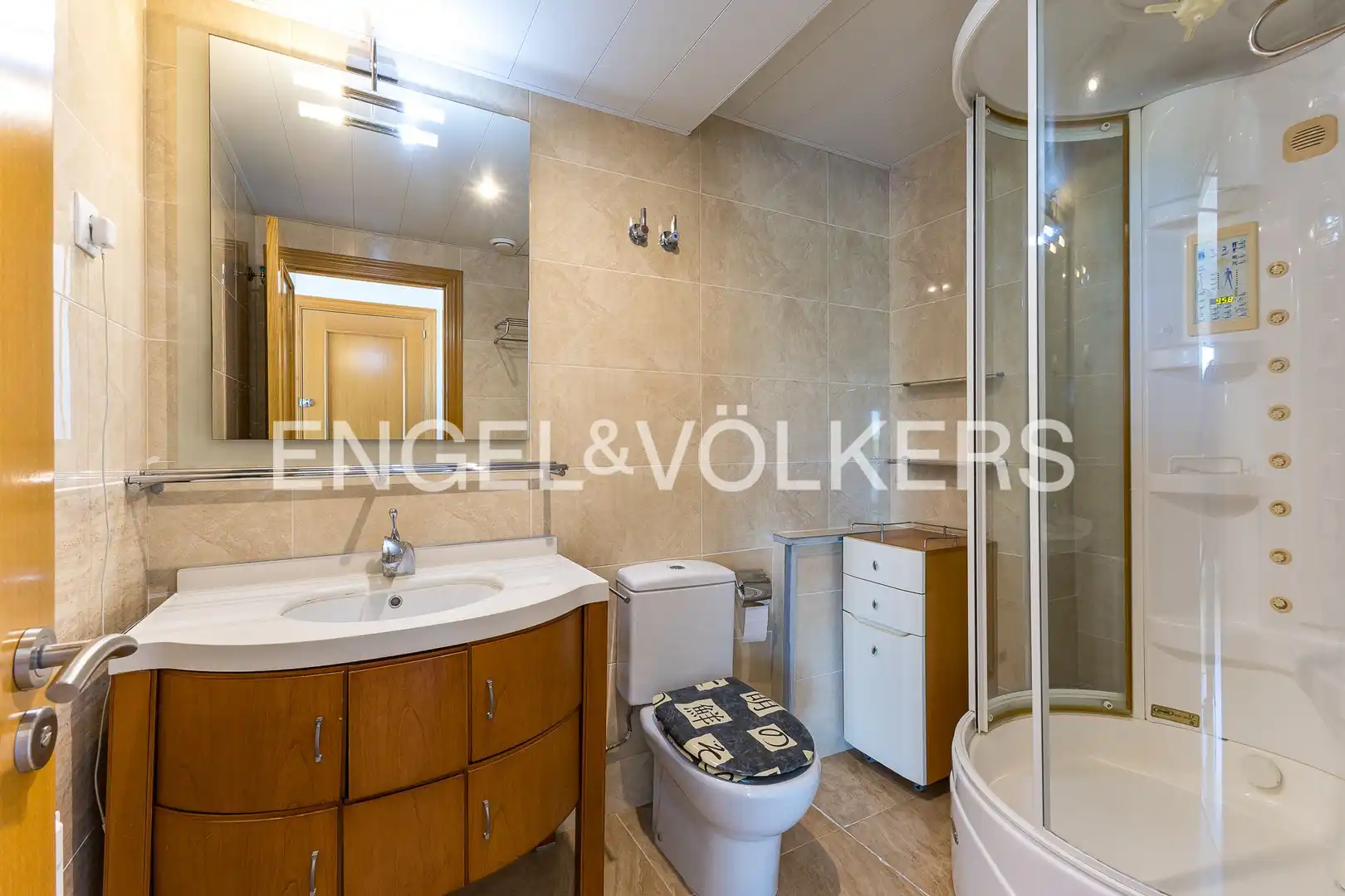 Baño de Piso en venta en Cubelles con Aire acondicionado, Calefacción y Terraza