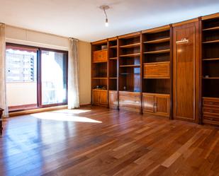 Living room of Flat for sale in  Madrid Capital  with Air Conditioner and Terrace