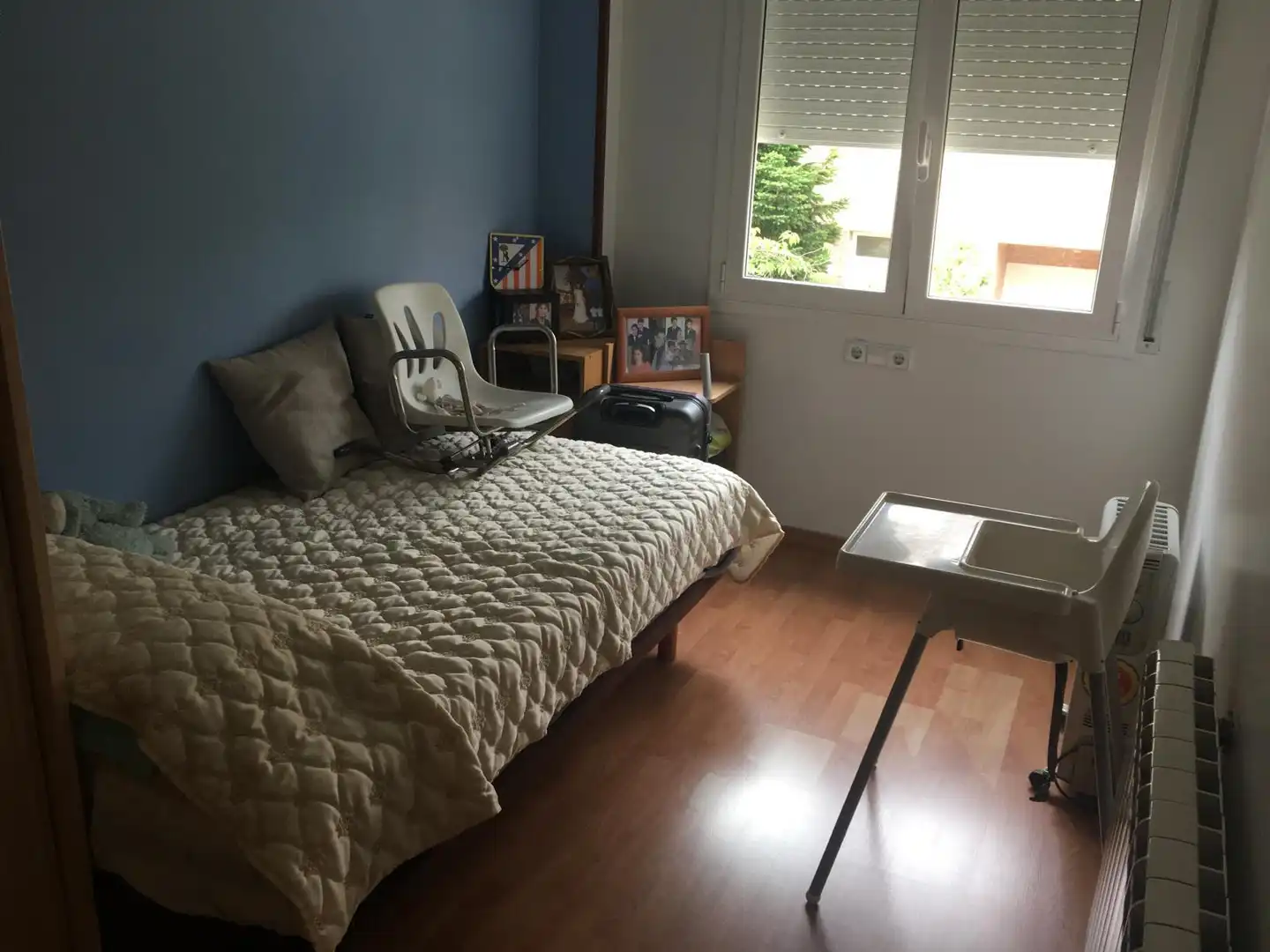 Dormitori de Casa adosada en venda en Salt amb Aire condicionat, Calefacció i Jardí privat