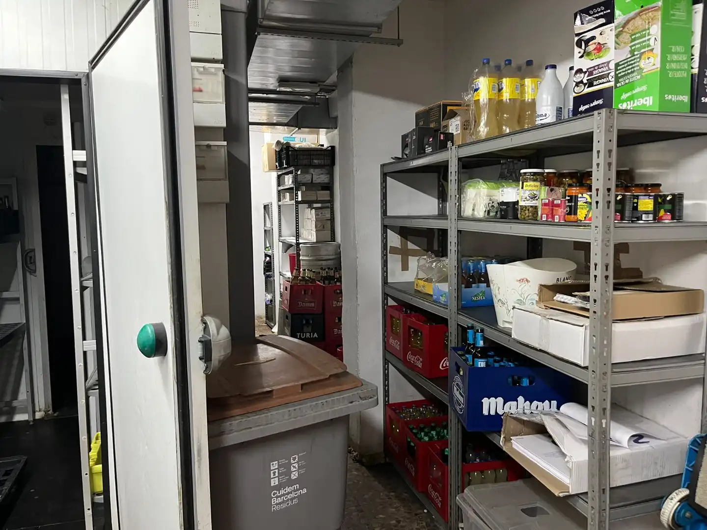 Business premises for transfer in Ciutat Vella, imagen 12