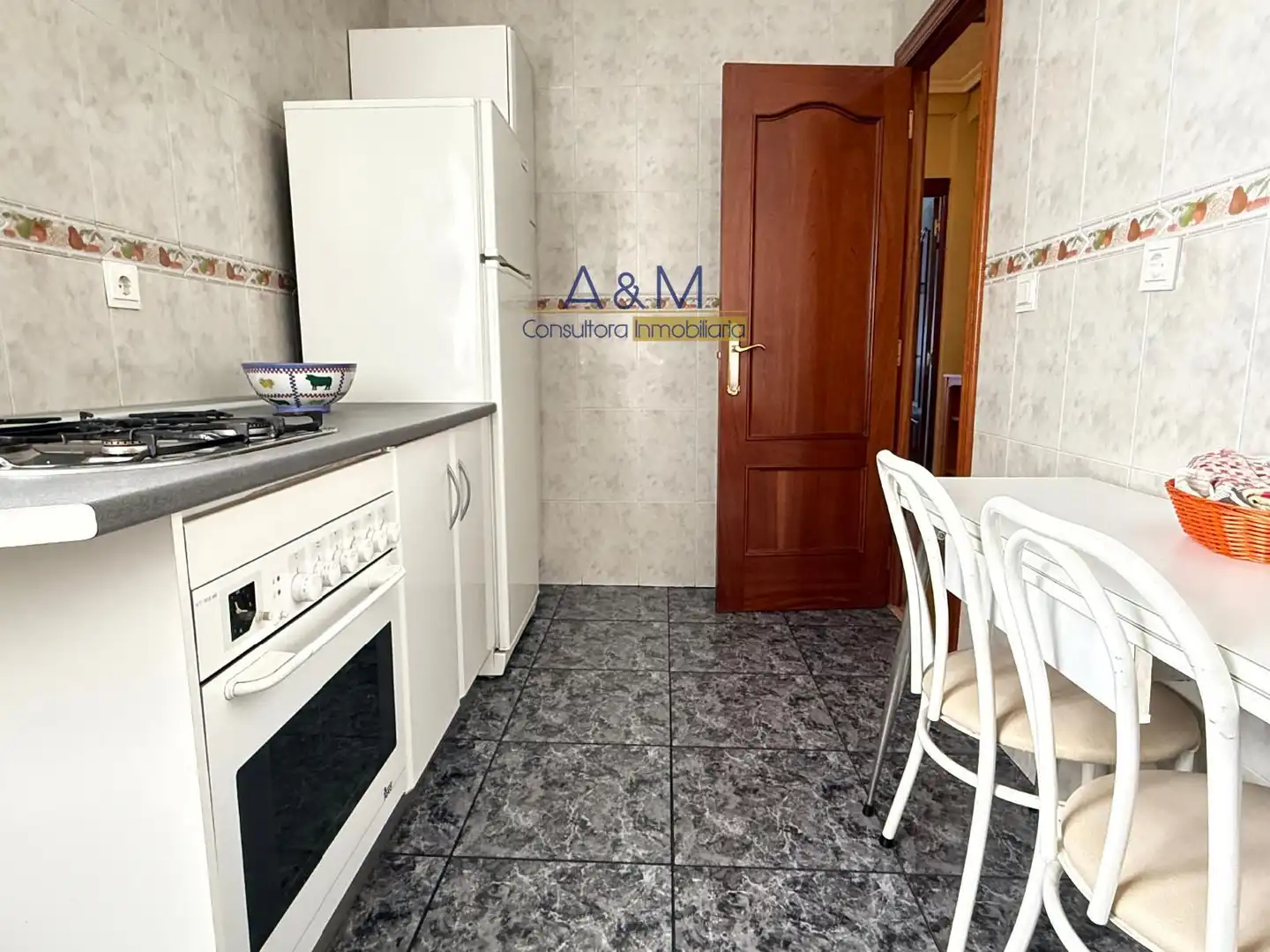 Cuina de Pis en venda en Valladolid amb Calefacció i Terrassa