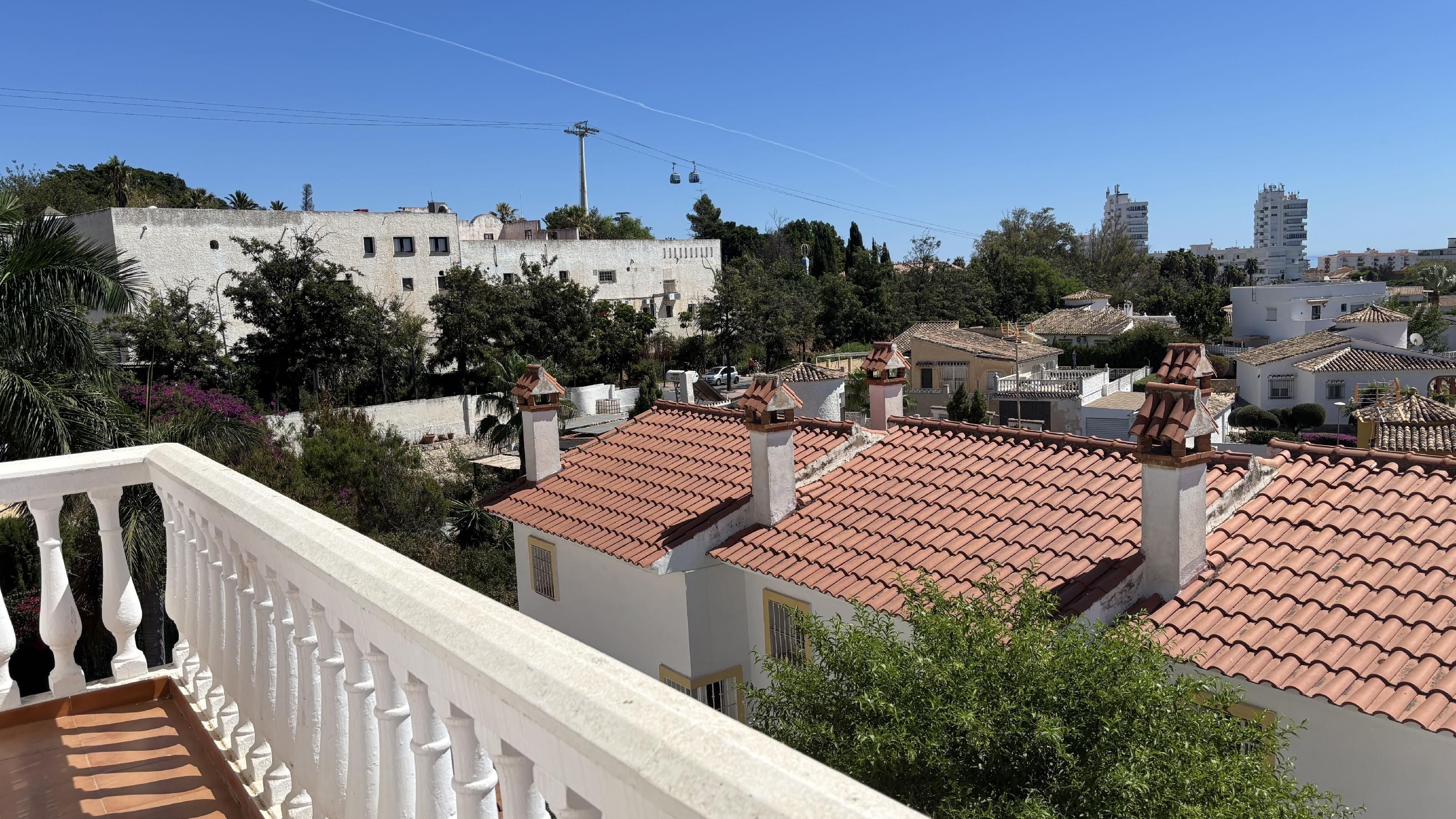 Exterior view of Single-family semi-detached for sale in Benalmádena  with Private garden, Terrace and Swimming Pool