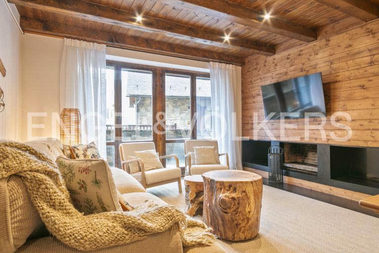 Living room of Apartment for sale in Vielha e Mijaran  with Heating, Terrace and Storage room
