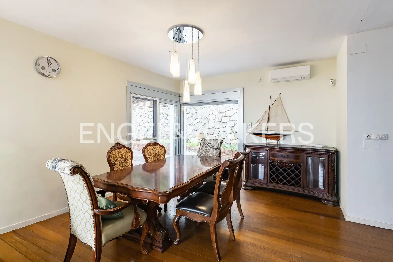 Comedor de Casa o chalet en venta en Premià de Dalt con Aire acondicionado, Calefacción y Jardín privado