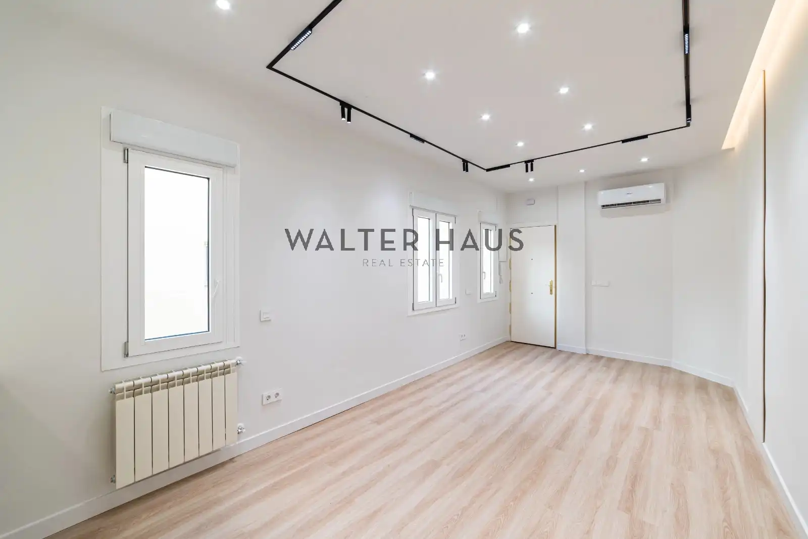 Flat for rent in Madrid  with Air Conditioner, Heating and Storage room