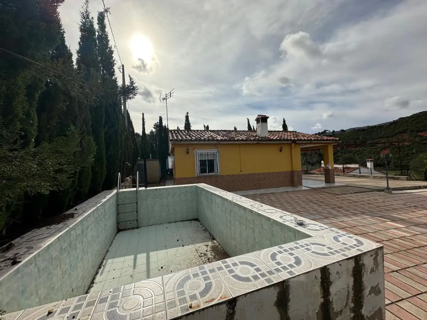 Vista exterior de Casa o chalet en venta en Macastre con Calefacción, Terraza y Trastero