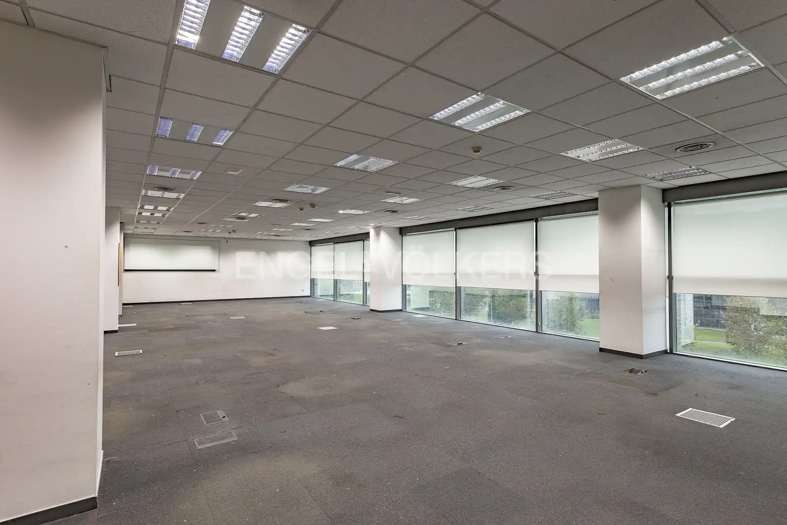Office space with lift to rent in Zona Industrial, imagen 28