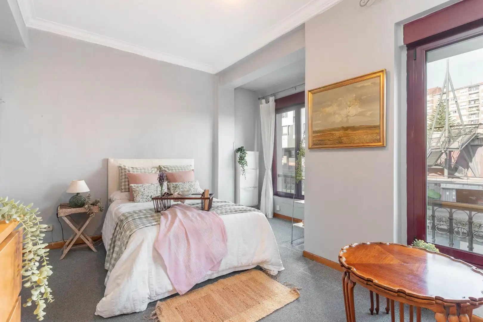 Bedroom of Flat for sale in Oviedo   with Parquet flooring