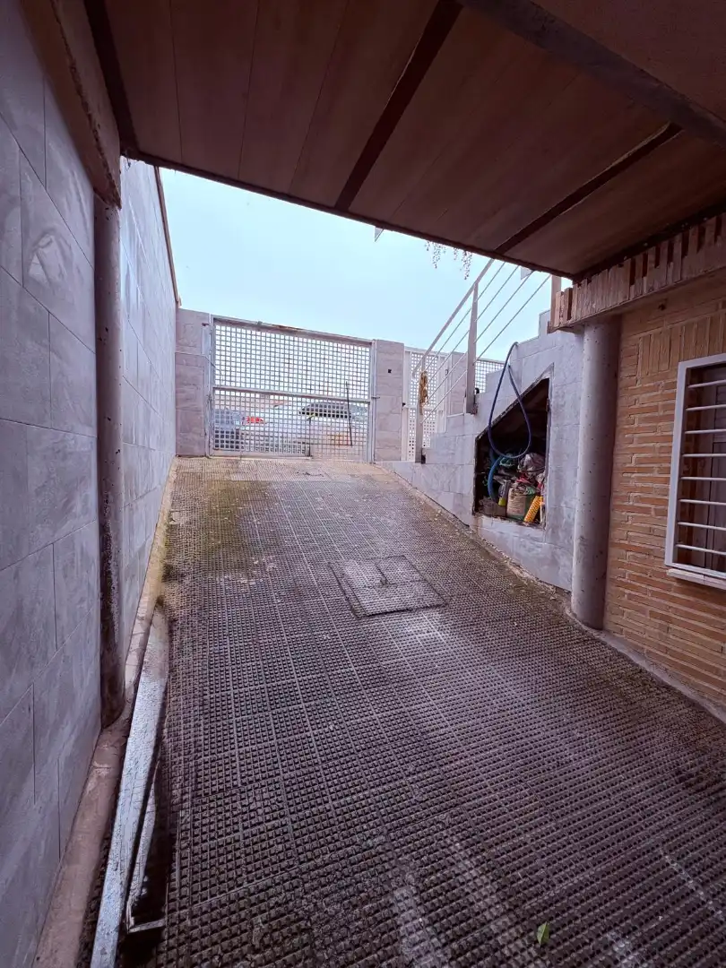 Parking of Detached homes for sale in Yuncos  with Air Conditioner, Terrace and Washing machine