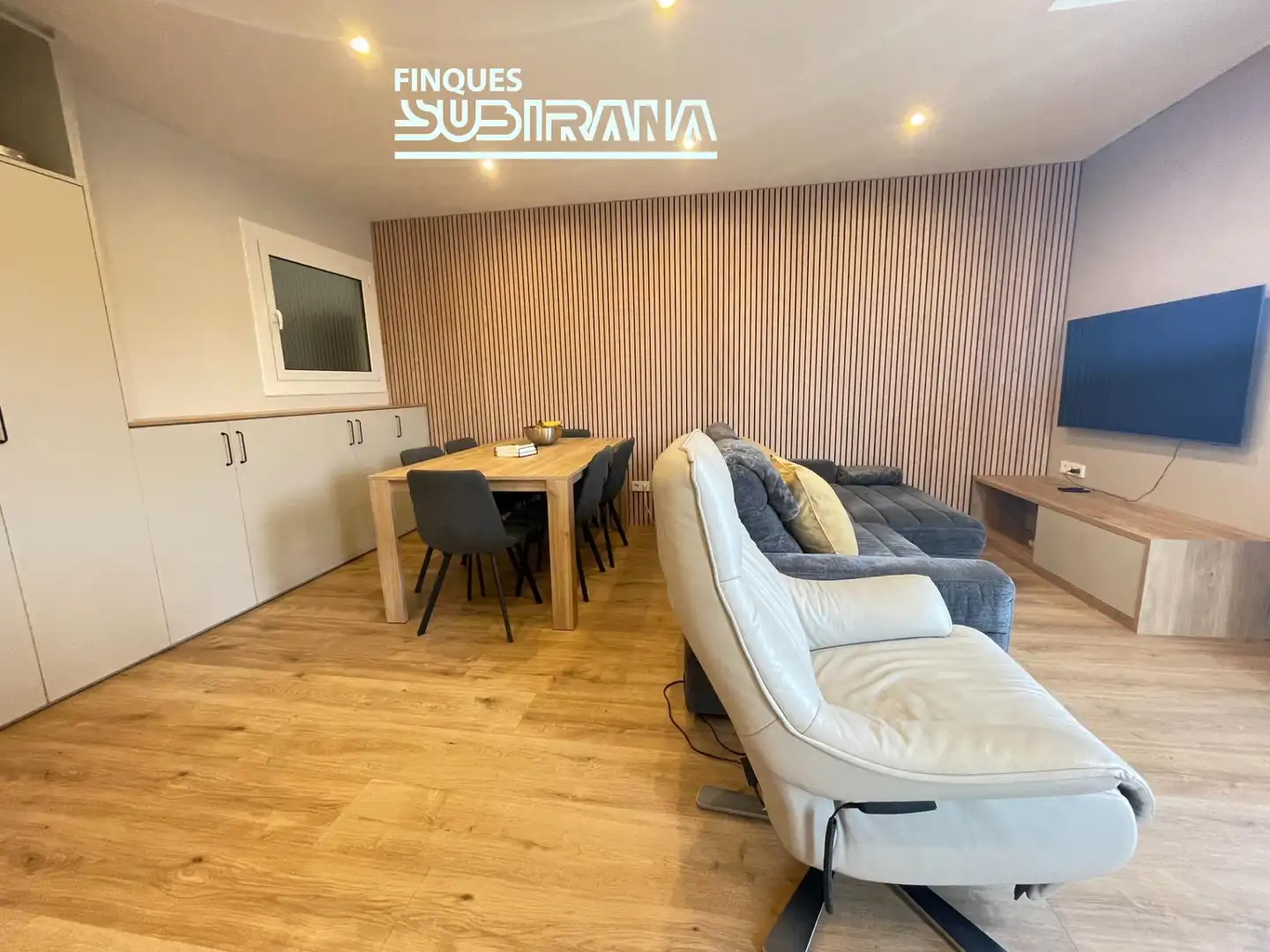 Appartamento con ascensore in vendita a Centre